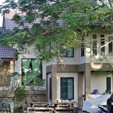 Jamjuree Garden Bed & Breakfast Ban Thung Ma Nieo Exterior photo