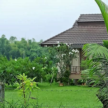 Jamjuree Garden Bed & Breakfast Ban Thung Ma Nieo Exterior photo