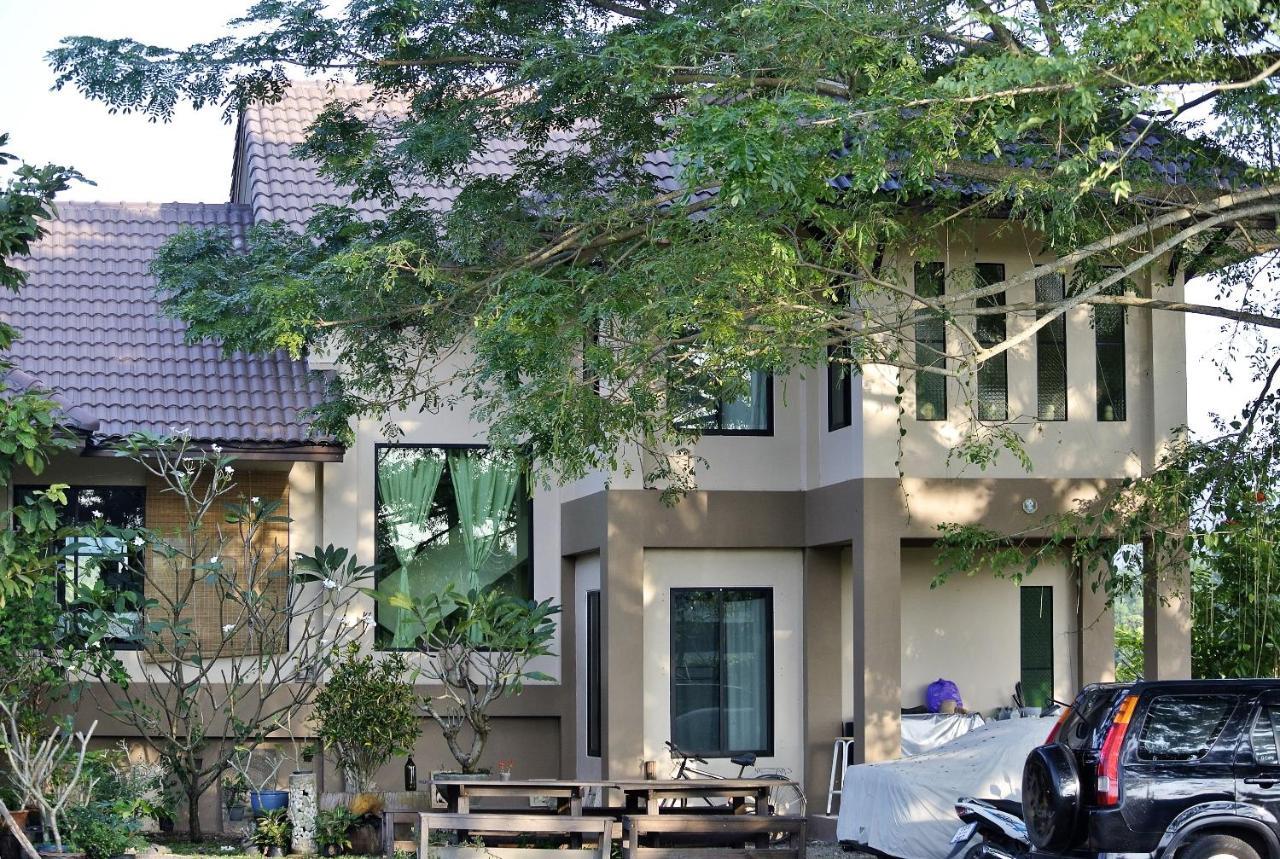 Jamjuree Garden Bed & Breakfast Ban Thung Ma Nieo Exterior photo